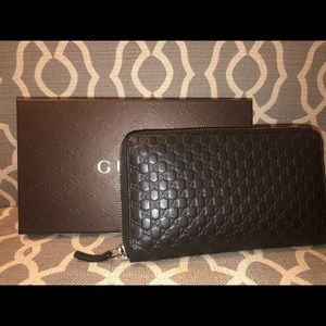 Authentic Gucci wallet